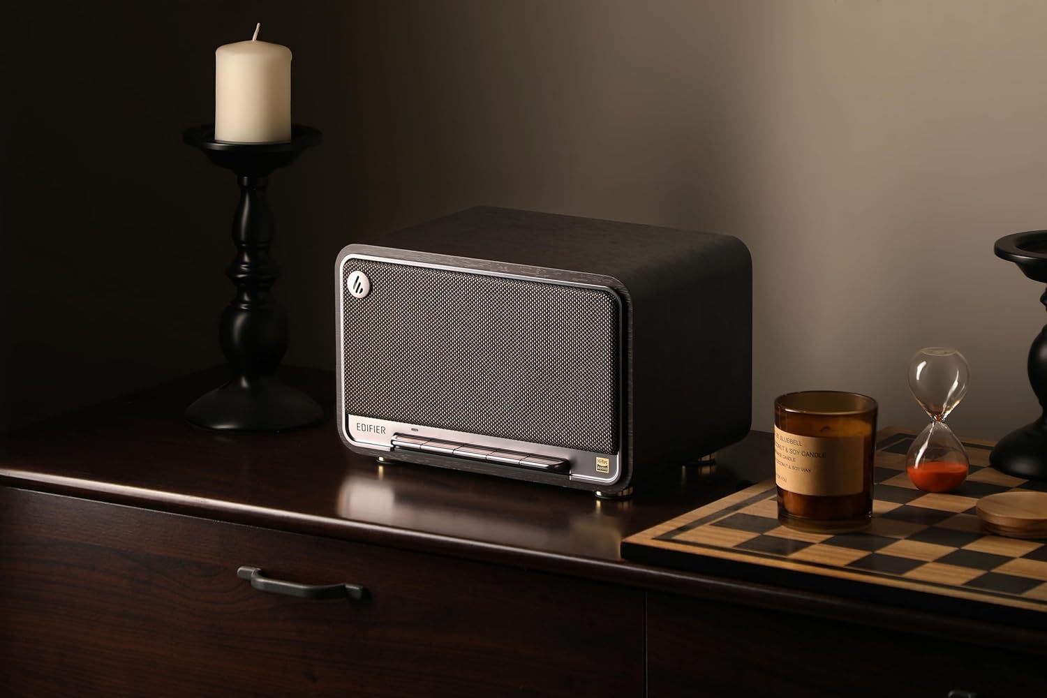 Edifier D32 - Enceinte Bluetooth Transportable sans Fil Fonctionne avec Airplay 2 certifié Audio Haute-Résolution, 60 W RMS
