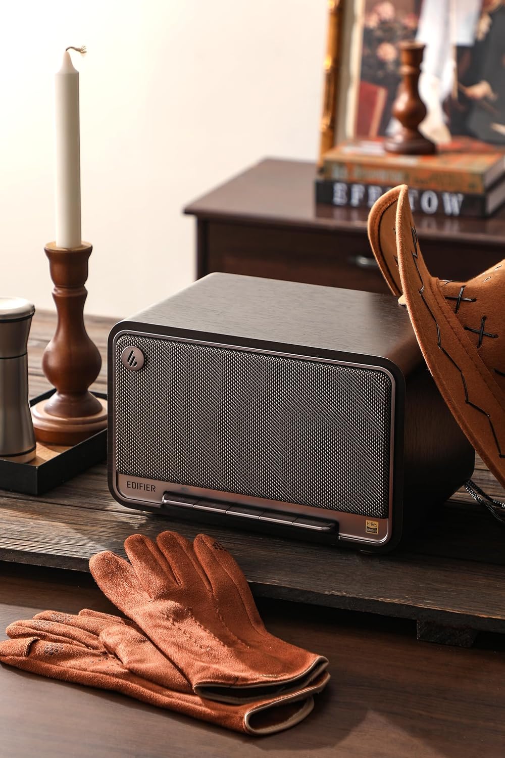 Edifier D32 - Enceinte Bluetooth Transportable sans Fil Fonctionne avec Airplay 2 certifié Audio Haute-Résolution, 60 W RMS