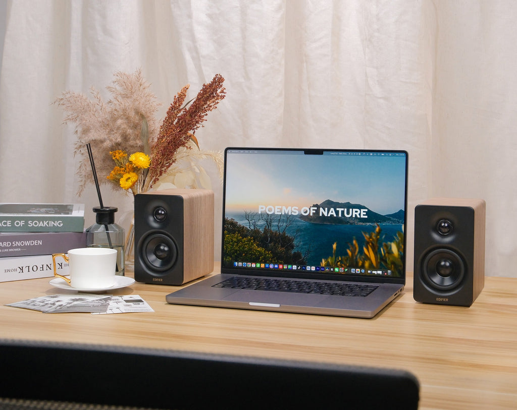 Edifier M60 - Haut-parleurs Bibliotheques 2.0, Bluetooth 5.3, 66W RMS, Audio Hi-Res, LDAC, Basses 3" & Tweeter 1", Entrées USB-C & AUX, Panneau Tactile Sensible, Enceintes PC